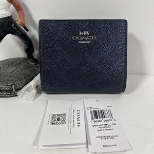 NWT Coach Snap WalletIn Signature Canvas